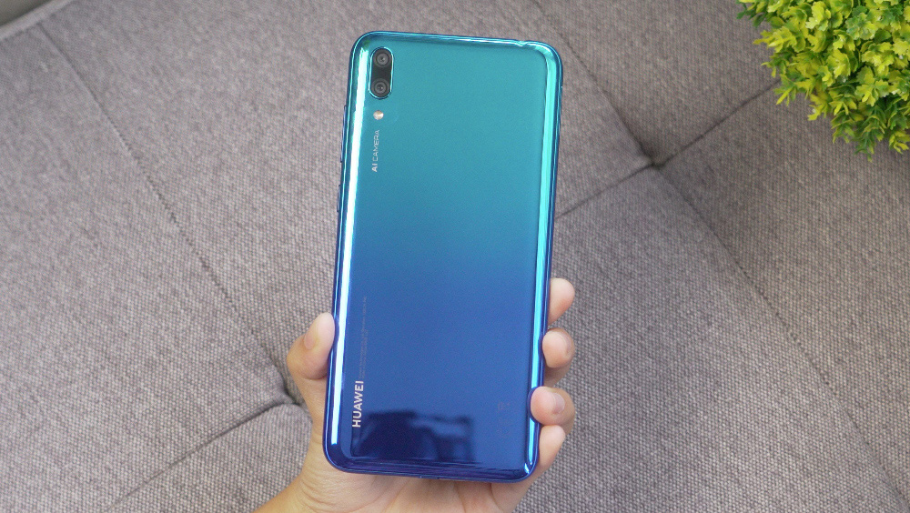 Huawei Y7 Pro 2019 back side