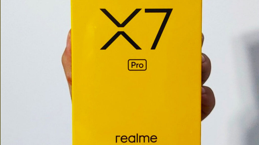 Realme X7 Pro Unboxing, live images with basic specs