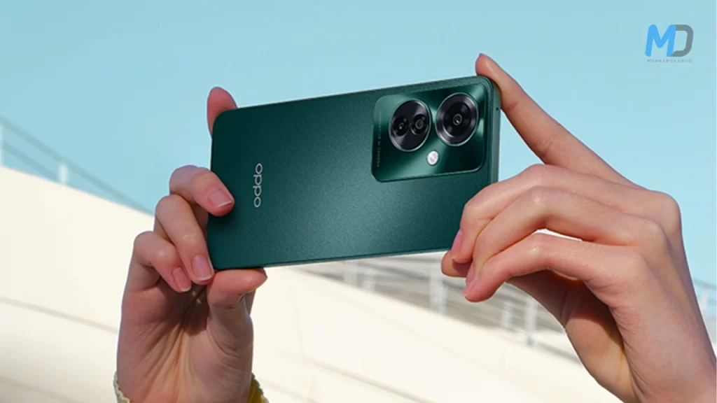 Oppo Reno 11F 5G in green 